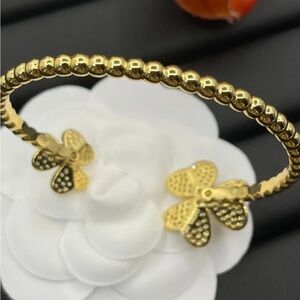 Van Cleef & Arpels bracelet